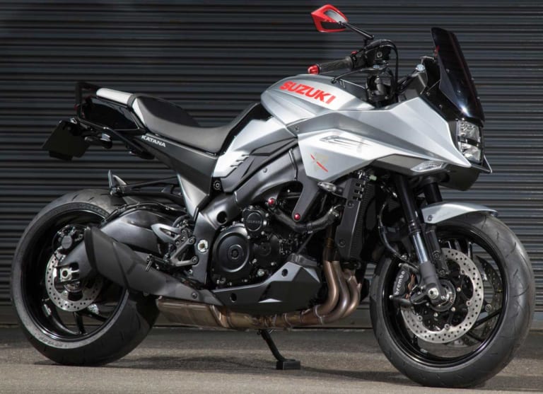 スズキKATANAを単価1万円台のカスタムパーツで初代イメージに回帰〈ハリケーン〉|スズキKATANAを単価1万円台のカスタムパーツで初代イメージに回帰〈ハリケーン〉
