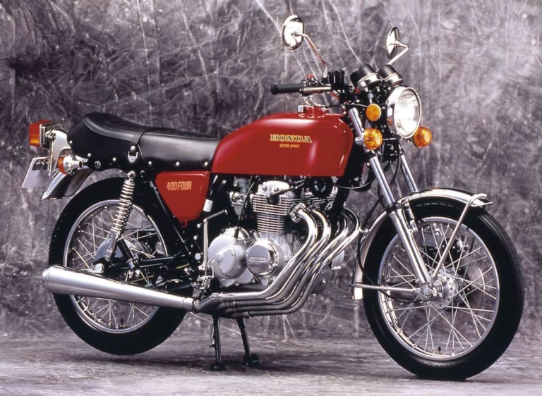 ホンダ ドリームCB400フォア|【Scoop!】ホンダCB400SF/SBはユーロ5に対応して次期モデル継続へ