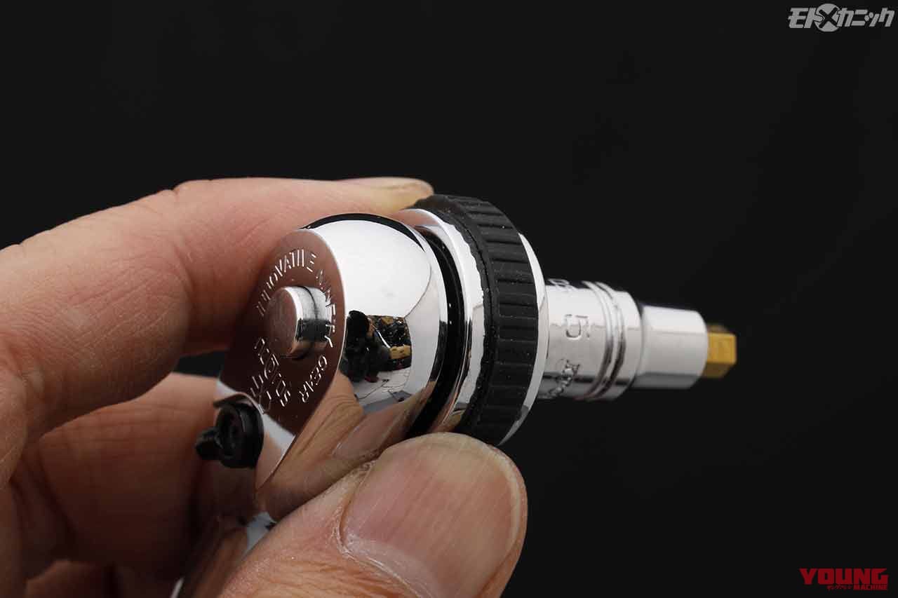 ネプロス 6.3sq.クイックスピンナ NBE28|KTCネプロス6.3sq.ソケットで体感するシブイチの魅力〈極短ビットで能率アップ〉