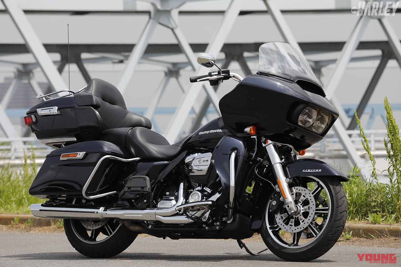 '20 ハーレーダビッドソン ロードグライドリミテッド|延長ケーブル同梱でウルトラ系ハーレーでも配線OKのドライブレコーダー〈EDR-21GL〉