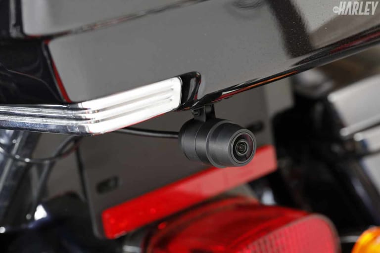 延長ケーブル同梱でウルトラ系ハーレーでも配線OKのドライブレコーダー〈EDR-21GL〉|延長ケーブル同梱でウルトラ系ハーレーでも配線OKのドライブレコーダー〈EDR-21GL〉