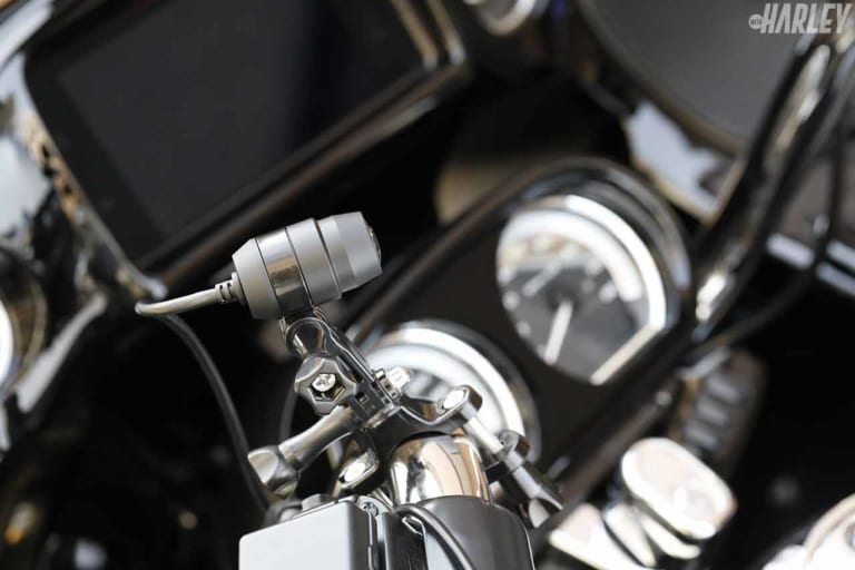 延長ケーブル同梱でウルトラ系ハーレーでも配線OKのドライブレコーダー〈EDR-21GL〉|延長ケーブル同梱でウルトラ系ハーレーでも配線OKのドライブレコーダー〈EDR-21GL〉