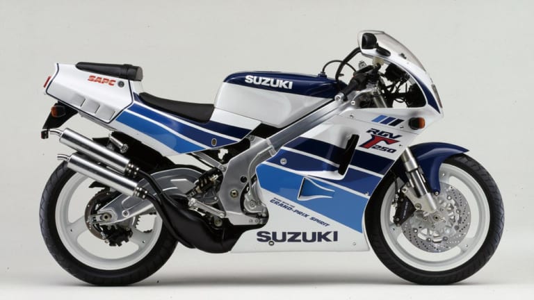 スズキ RGV250ガンマ|スズキ RG250Γシリーズは高年式ほどタマ数減少〈’80年代名車購入ガイド〉