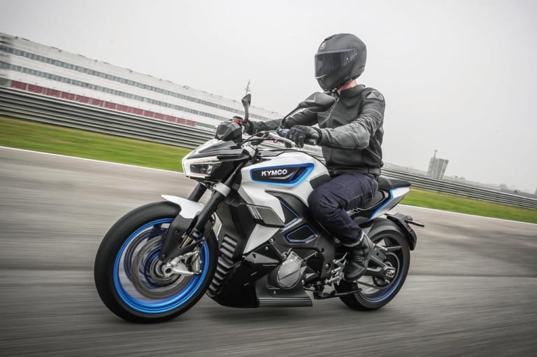 キムコ レボ NEX|電動バイクが時代を変えるために必要なのは”強烈なインパクト”〈バイク新車近未来予想〉