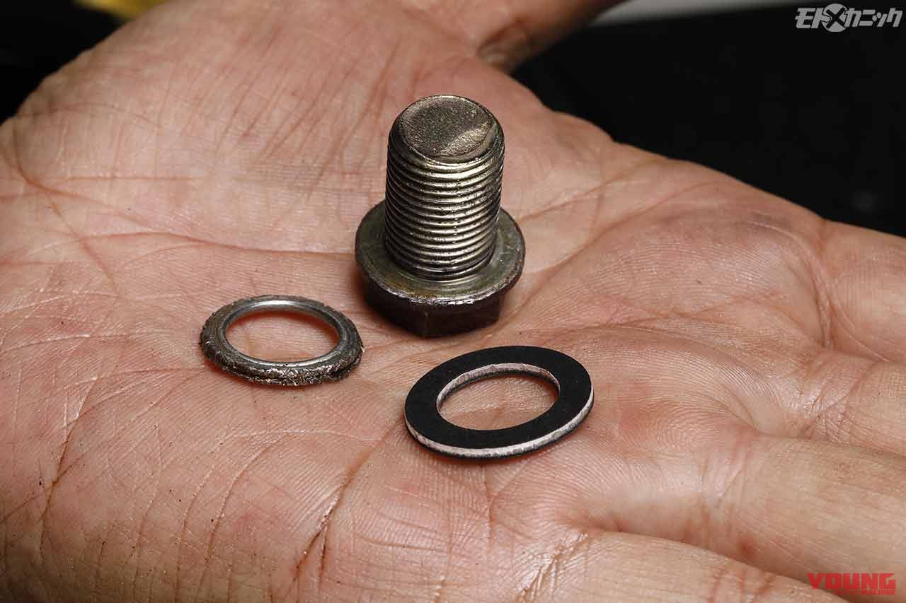 |久しぶりに走らせる2サイクル車はエンジン始動前に注意深くメンテを〈スーパーゾイル〉