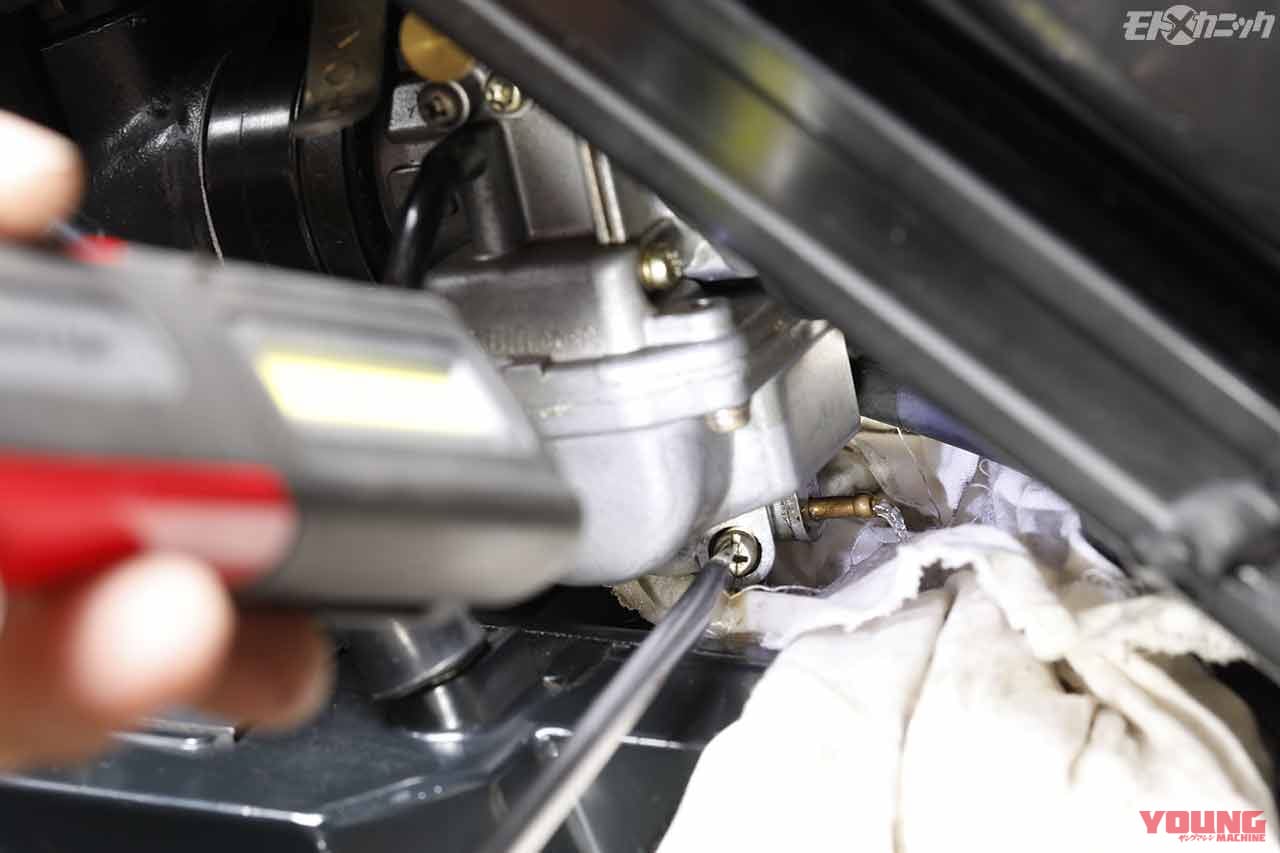 |久しぶりに走らせる2サイクル車はエンジン始動前に注意深くメンテを〈スーパーゾイル〉