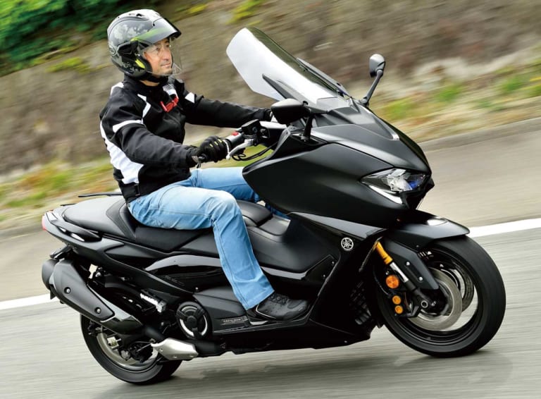 ヤマハTMAX560テックマックス試乗インプレッション【誕生から20年、円熟の7代目】|ヤマハTMAX560テックマックス試乗インプレッション【誕生から20年、円熟の7代目】
