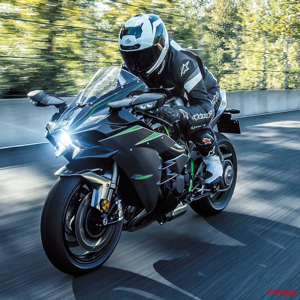 モデル スペックベストテン 馬力編 上位はすべて0ps超級 Webヤングマシン 最新バイク情報 モデル スペックベストテン 馬力編 上位はすべて0ps超級 Webヤングマシン 最新バイク情報