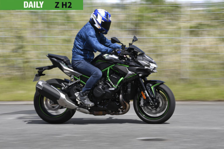 カワサキZ H2|カワサキZ H2サーキットテスト〈後編〉【スパチャ3兄弟のラップタイムを比較】