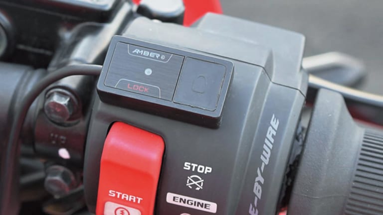 キジマ ドライブレコーダー 1080J|フルHD1080P高画質映像を前後カメラで記録〈キジマ ドライブレコーダー1080J〉