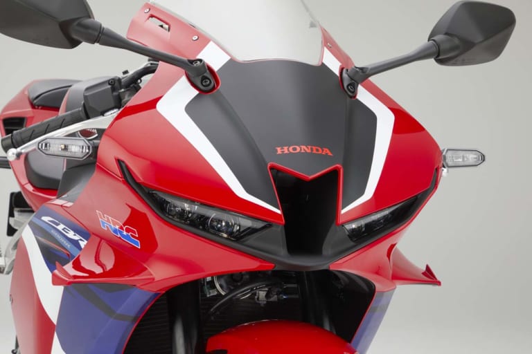 キット車は最高回転数16500rpm！ 新型CBR600RRのエンジンはMoto2で鍛え上げられていた | WEBヤングマシン｜最新バイク情報