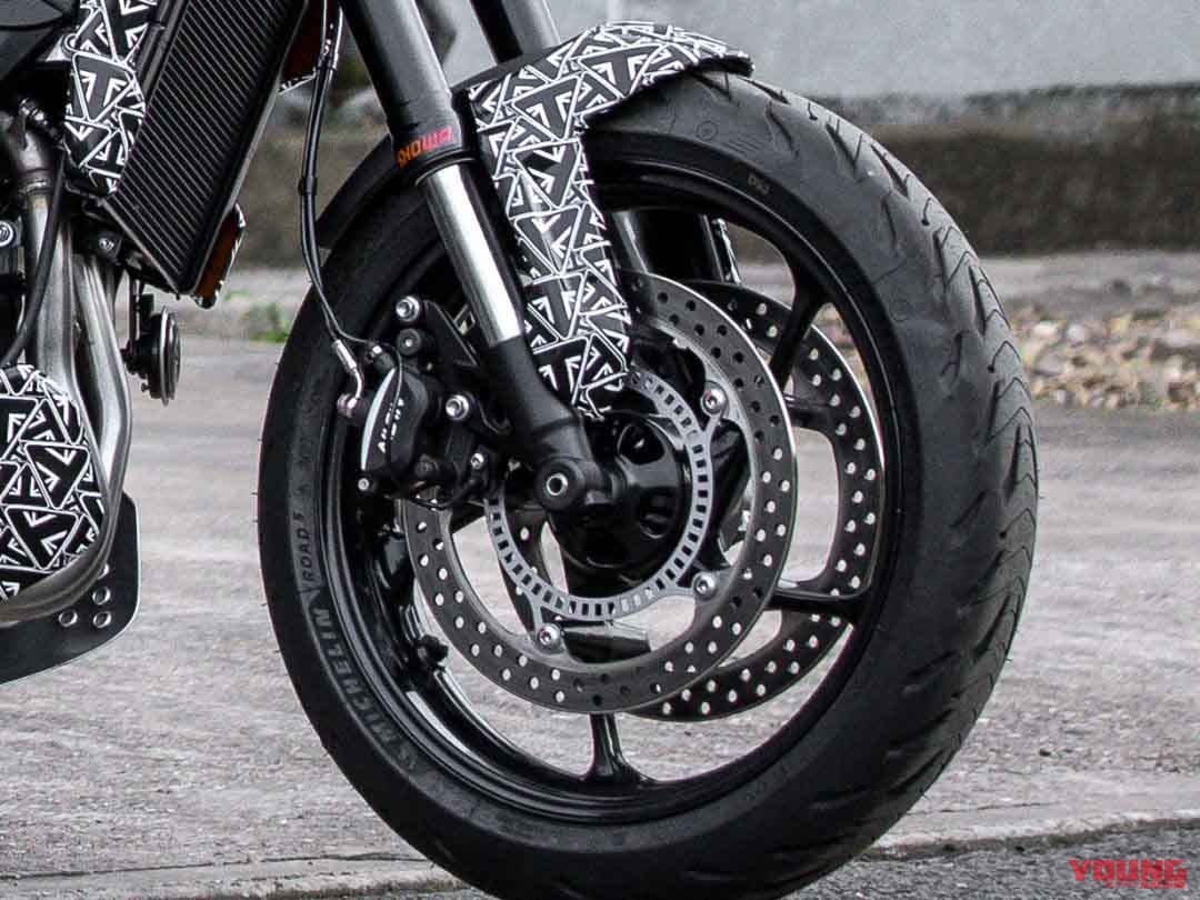 トライアンフ トライデント|トライアンフの新型「トライデント(TRIDENT)」が最終テスト段階に!【戦略価格の3気筒】