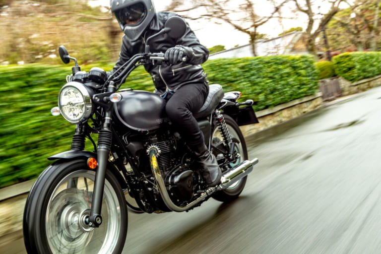 W800ストリートカワサキ純正　2021モデル　ガソリンタンク　フューエルタンク W800ストリートカワサキ純正 2021モデル ガソリンタンク