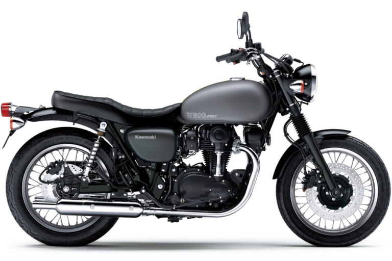 Kawasaki純正 W800 ブラックシート ストライプデザイン 2019】W800 STREET 入荷しました！ | MotoPiazza