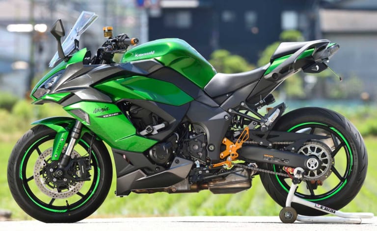 ベビーフェイス ニンジャ1000SXカスタム【定番パーツで機能性/快適性を向上】|ベビーフェイス ニンジャ1000SXカスタム【定番パーツで機能性/快適性を向上】