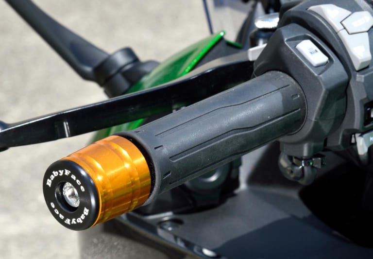 ベビーフェイス φ35バーエンド|ベビーフェイス ニンジャ1000SXカスタム【定番パーツで機能性/快適性を向上】