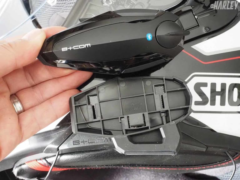 B+COM ヘルメットアタッチメント SHOEI用|バイク用インカム「B+COM」最新情報【SHOEI用アタッチメント|プログラム更新】