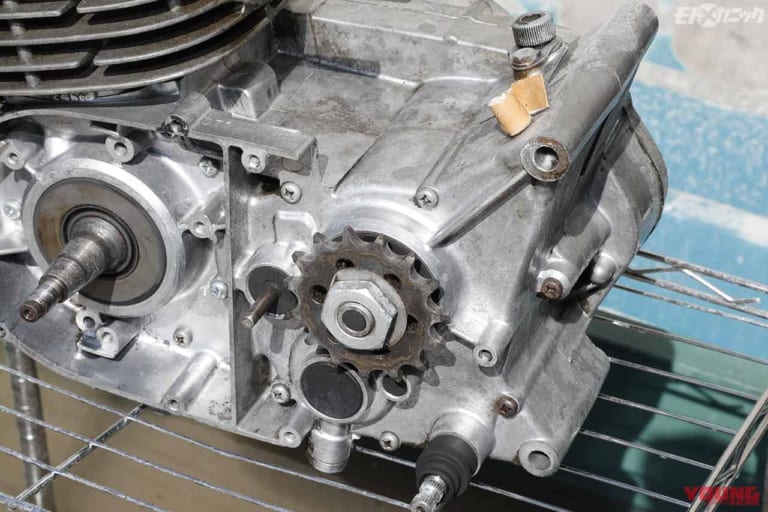 EZブラストの"重曹パウダー"クリーニングで旧車エンジンの外観をリフレッシュ|EZブラストの”重曹パウダー”クリーニングで旧車エンジンの外観をリフレッシュ