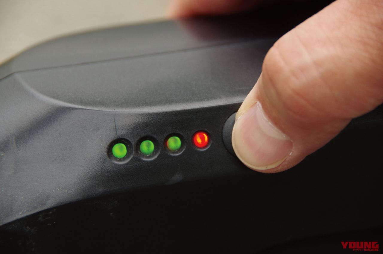 |立ち乗り電動スクーター「クロススクーター ロム」試乗レポート【チョイ乗りが楽しい原付】