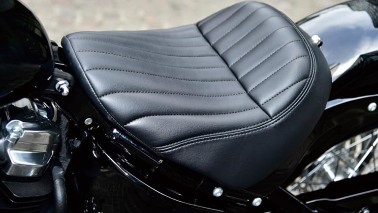 ハーレーダビッドソン FXST ソフテイルスタンダード|ハーレーダビッドソンFXSTソフテイルスタンダード試乗インプレ【軽快な車体で実力を発揮】