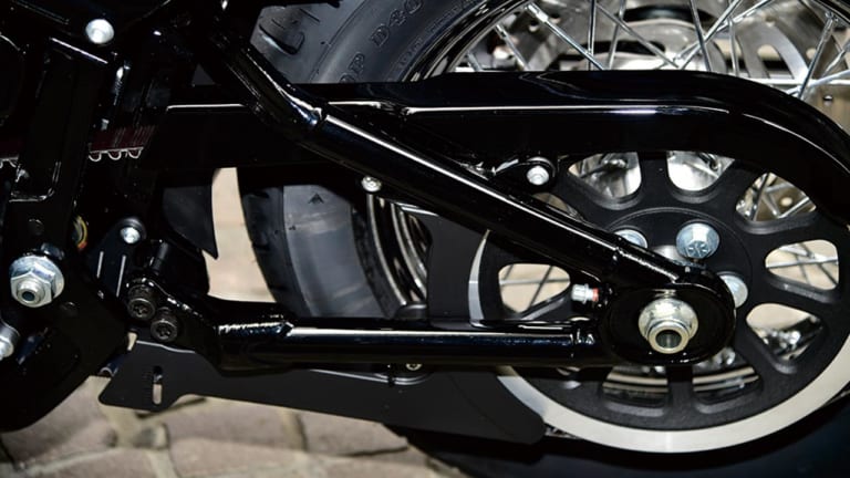 ハーレーダビッドソン FXST ソフテイルスタンダード|ハーレーダビッドソンFXSTソフテイルスタンダード試乗インプレ【軽快な車体で実力を発揮】