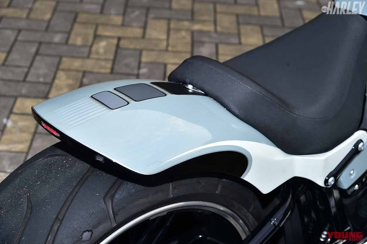 |ショッピングモールの中に店を構えるH-D正規ディーラー〈ハーレーダビッドソン神戸〉