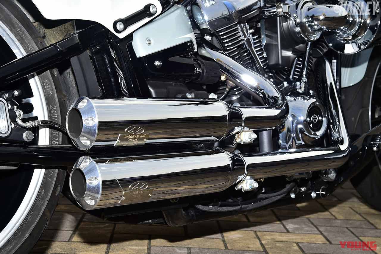 |ショッピングモールの中に店を構えるH-D正規ディーラー〈ハーレーダビッドソン神戸〉