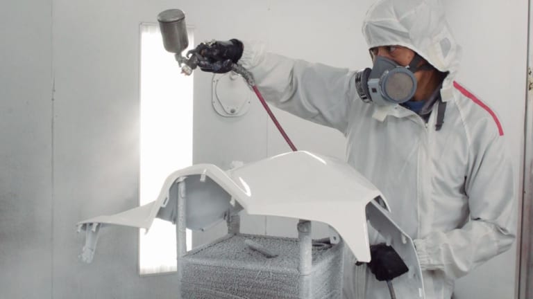 YMラボ ADV150ラリーカスタムプロジェクト#6【ボディをパールホワイトペイント】|YMラボ ADV150ラリーカスタムプロジェクト#6【ボディをパールホワイトペイント】