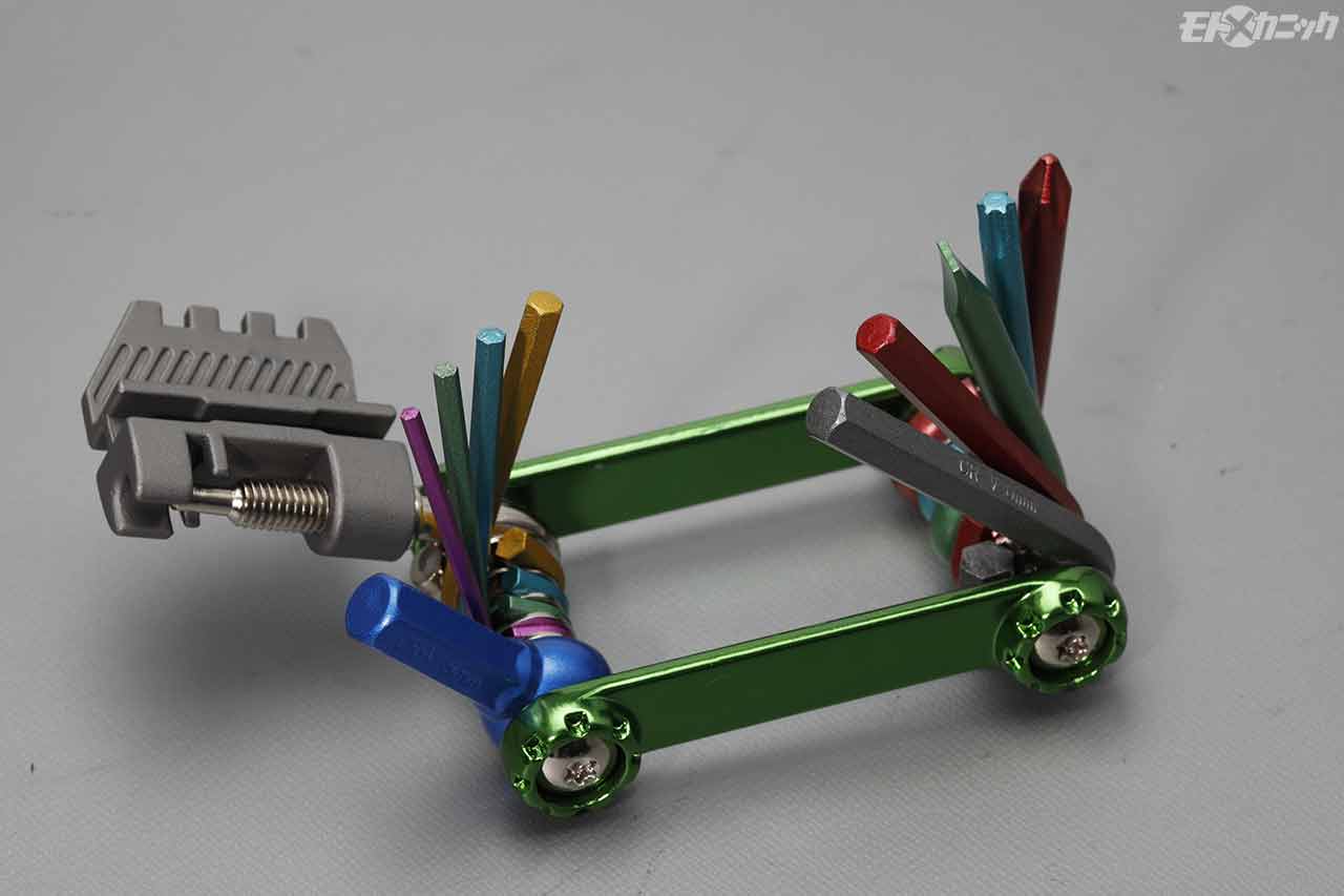 |180°ターン自在なバイクメンテ用超小型カメラ〈10万円台の画期的価格|シグネット〉