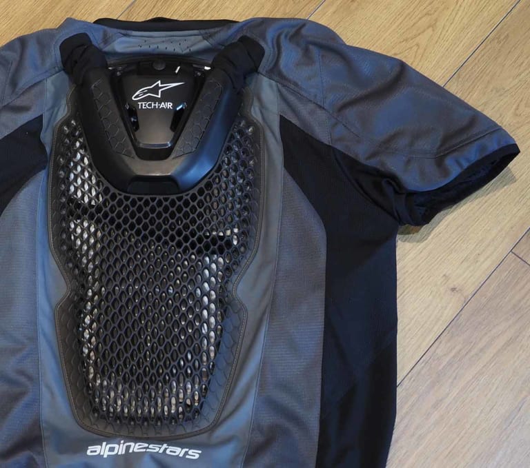 ALPINESTARS TECH-AIR® 5|バイク用エアバッグシステム「ALPINESTARS TECH-AIR® 5」発売前に一般ライダーが着用体験