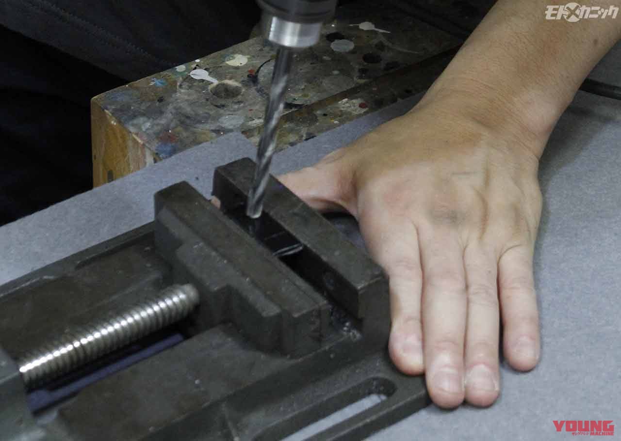 |プラスチック樹脂亀裂の恒久修理は接着ではなく”溶着”で〈ストレート リペアキット〉