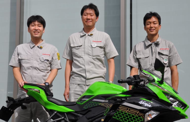 ニンジャZX-25R開発者インタビュー【250ccの新たな価値を創造】|ニンジャZX-25R開発者インタビュー【250ccの新たな価値を創造|前編】