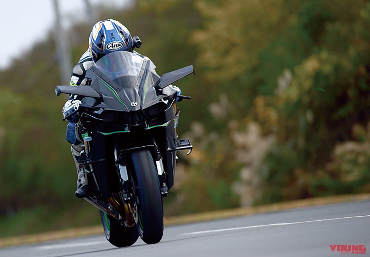 カワサキ Ninja H2R|ブッ飛び歴代モンスターマシン×5選【常識外れの超弩級排気量/馬力/トルク】