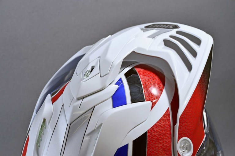 SHOEI HORNET ADV|’20最新オフロードヘルメットコレクション〈後編〉ホーネットADV,ツアークロス3 etc.