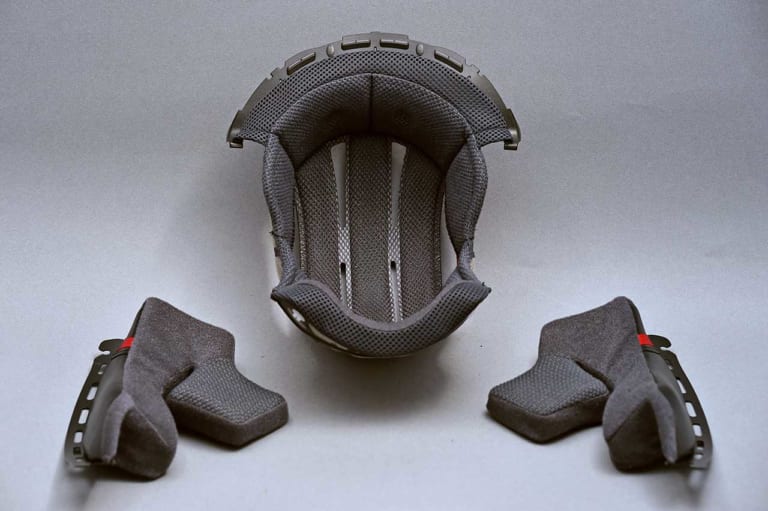 SHOEI HORNET ADV|’20最新オフロードヘルメットコレクション〈後編〉ホーネットADV,ツアークロス3 etc.