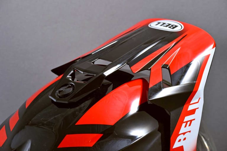 BELL MX-9 ADVENTURE MIPS|’20最新オフロードヘルメットコレクション〈後編〉ホーネットADV,ツアークロス3 etc.