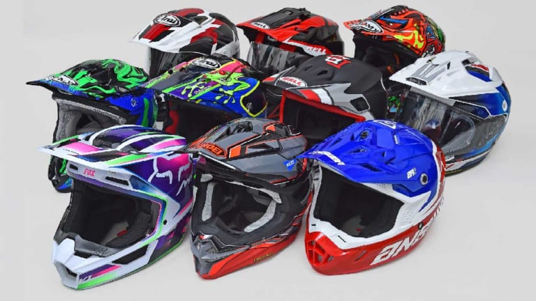 20最新オフロードヘルメットコレクション〈前編〉VFX-WR、AR1 etc