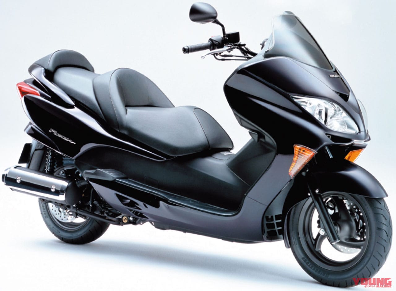 ’04 ホンダ フォルツァZ|時代を切り拓いた革新のエポックマシン〈世界初〉’04〜’09セレクション×7台