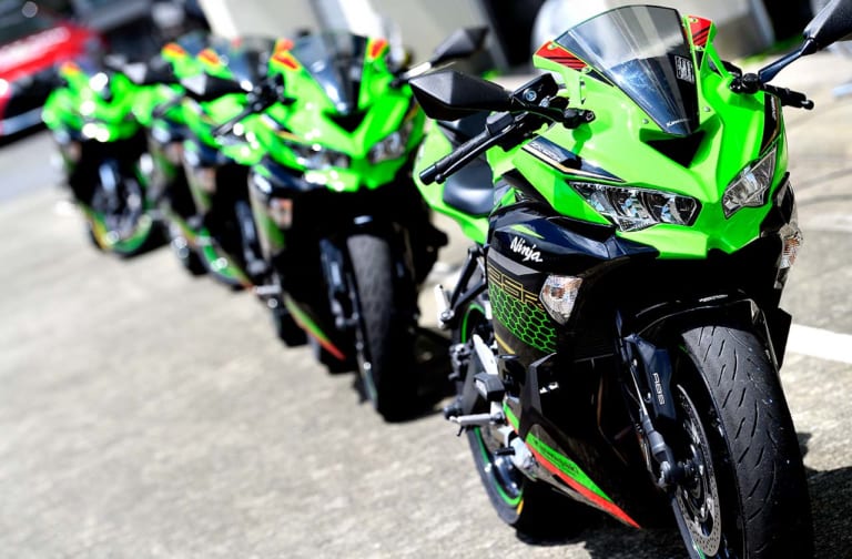 ZX-25Rオーナーズミーティング in 筑波:9/22(祝)にコース2000で開催|ZX-25Rオーナーズミーティング in 筑波:9/22(祝)にコース2000で開催