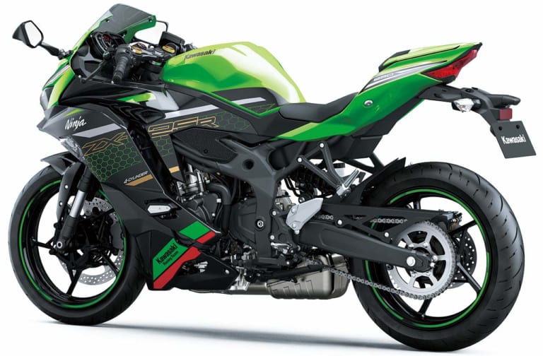 カワサキ ニンジャZX-25R SE KRTエディション|待望の4気筒250cc カワサキ ニンジャZX-25Rが本日発売〈82万5000円〜〉
