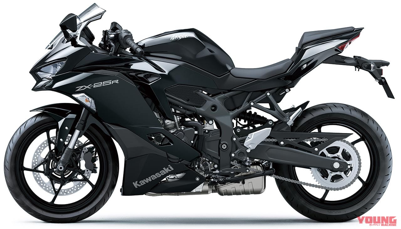 |待望の4気筒250cc カワサキ ニンジャZX-25Rが本日発売〈82万5000円〜〉