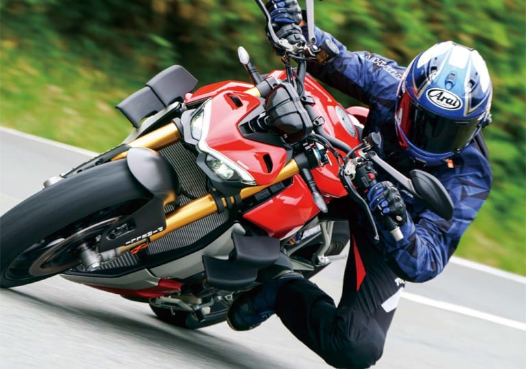 ドゥカティ ストリートファイターV4S|ドゥカティ ストリートファイターV4S公道試乗インプレ【カワサキZ H2と比較|後編】