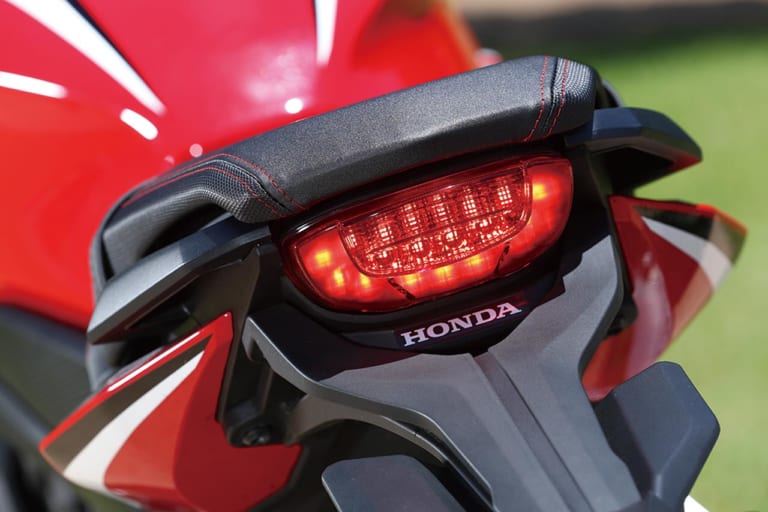 ホンダ CBR650R|岡崎静夏のCBR650R試乗インプレ〈後編〉【すぐに分かったこのバイクの素性の良さ】