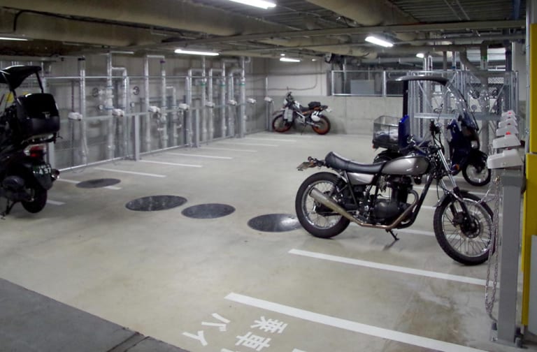 渋谷の公有地商業施設にバイク駐車場99台分設置〈官民連携事業・ミヤシタパーク〉|渋谷の公有地商業施設にバイク駐車場99台分設置〈官民連携事業・ミヤシタパーク〉
