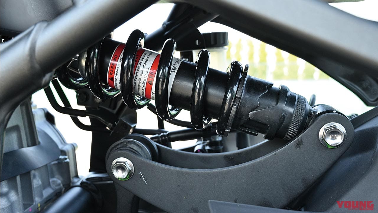 |ニンジャZX-25R vs 250/400同門比較【Ninja400に車体で勝るか?】