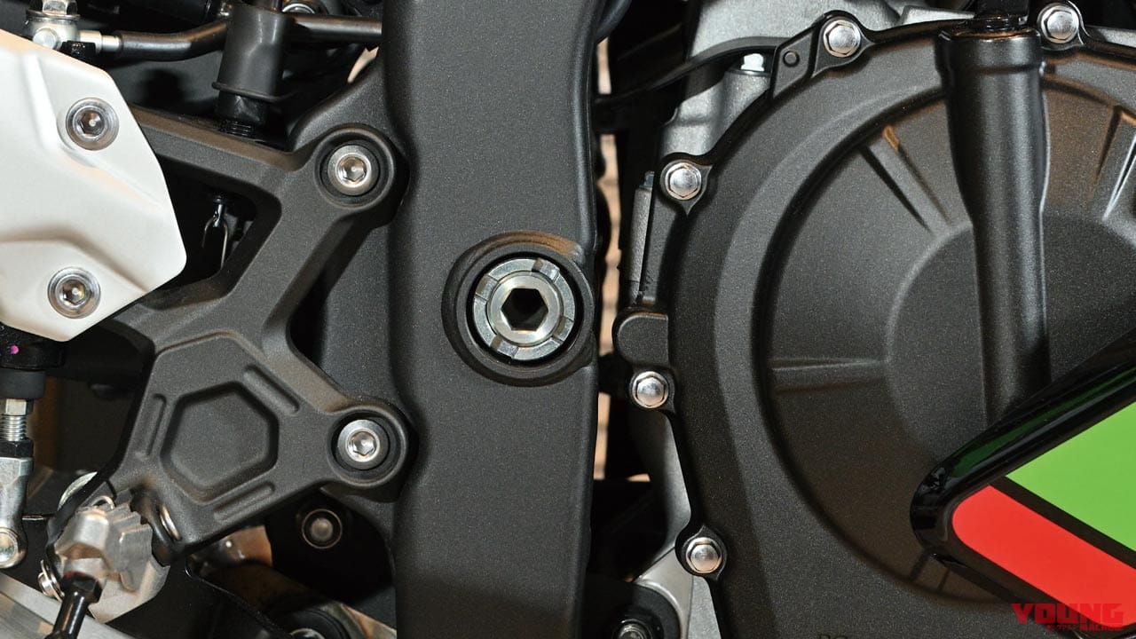 |ニンジャZX-25R vs 250/400同門比較【Ninja400に車体で勝るか?】