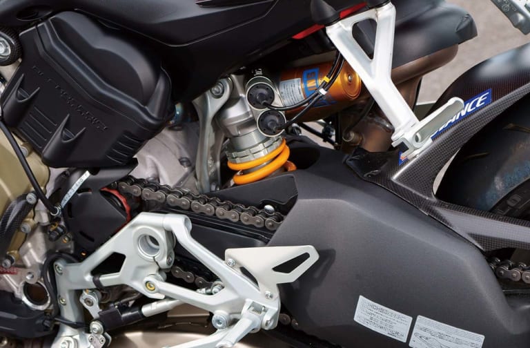 ドゥカティ ストリートファイターV4S|ドゥカティ ストリートファイターV4S公道試乗インプレ【カワサキZ H2と比較|前編】