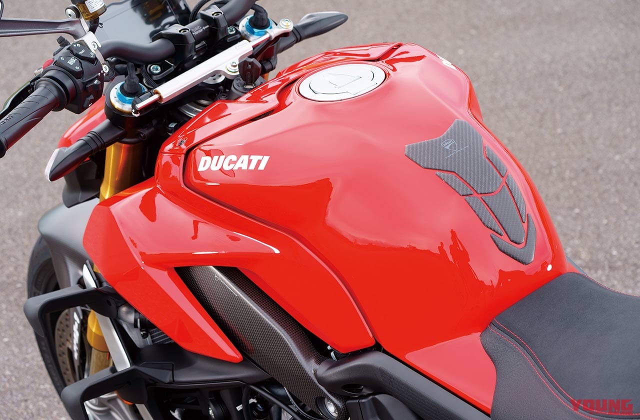 |ドゥカティ ストリートファイターV4S公道試乗インプレ【カワサキZ H2と比較|前編】