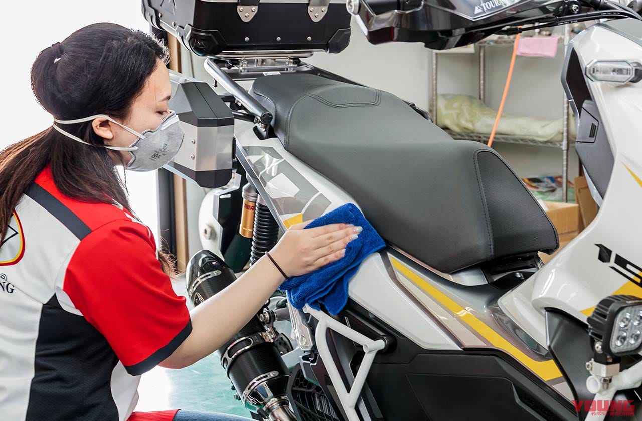 |YMラボ ADV150ラリーカスタムプロジェクト#9【ガラスコーティングCR-1で仕上げ】