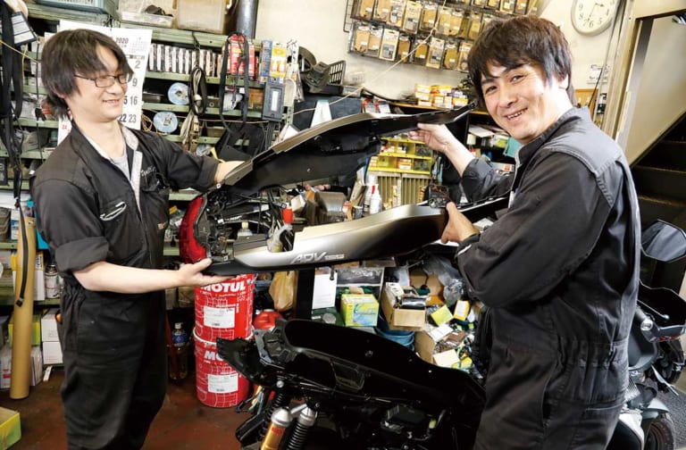 YMラボカスタム・ADV150ラリー|YMラボ謹製「ADV150ラリー」カスタムプロジェクト#4【外装パーツ取り外し作業】